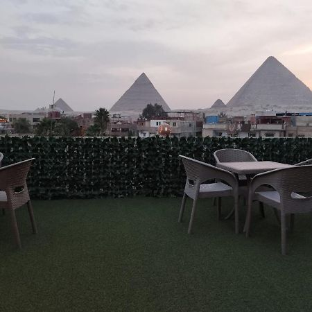 Three Golden Pyramids Cairo Exterior foto